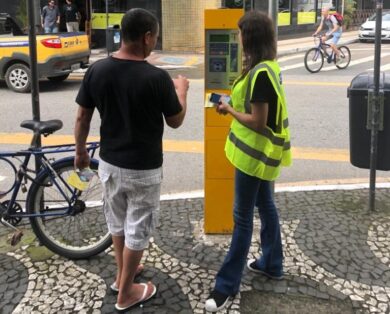 Fase de testes do estacionamento rotativo de Balneário Camboriú iniciou nesta segunda