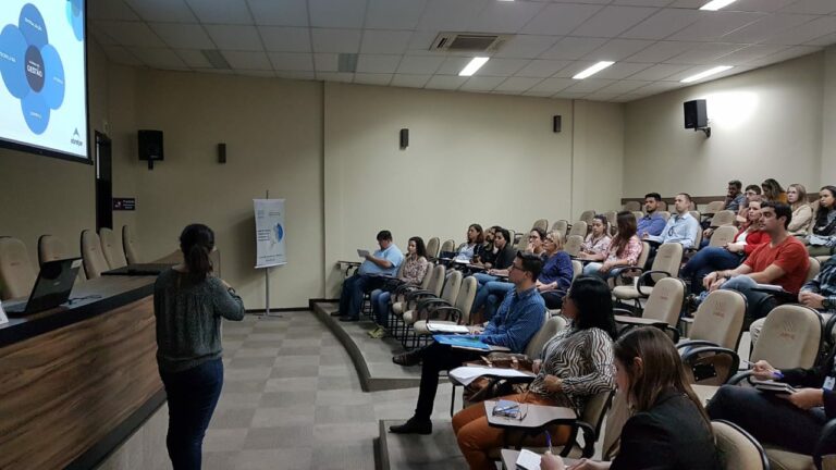 Balneário Camboriú recebe visita técnica do Programa de Combate às Fontes de Poluição Marinha