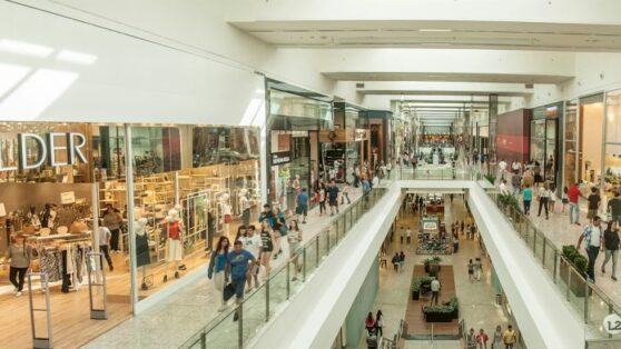 Balneário Shopping abre quase 500 vagas de emprego para o verão