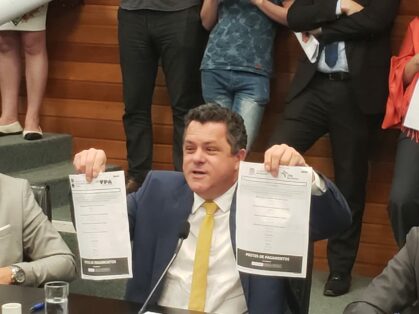 Adiada votação da PEC dos pedágios ambientais na CCJ da Alesc