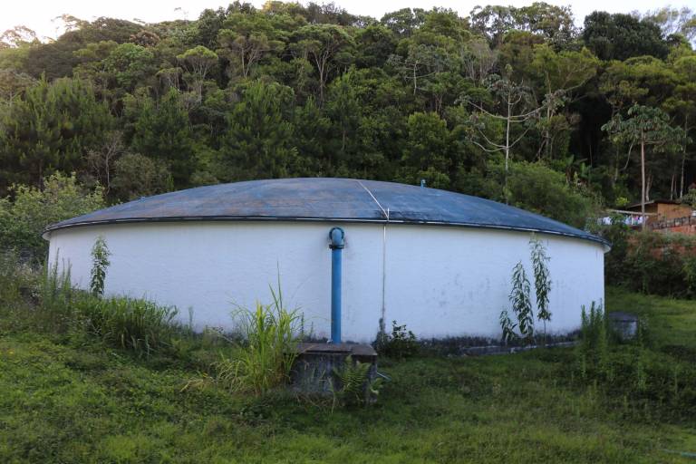 Limpeza de reservatório pode afetar   abastecimento de água no centro de Balneário Camboriú nesta terça