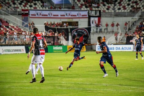 Marcílio Dias empata com o JEC na Arena e assume a liderança