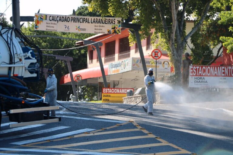 Hospitais e estabelecimentos de saúde de Balneário Camboriú são sanitizados