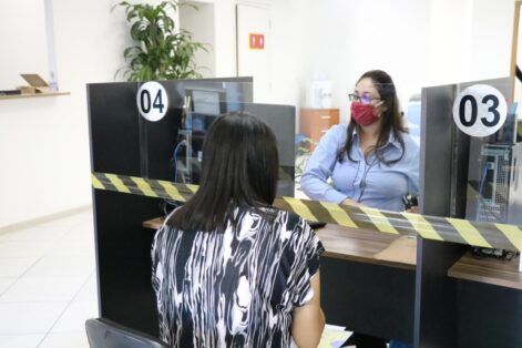 EMASA instala divisória como proteção no Balcão de Atendimento