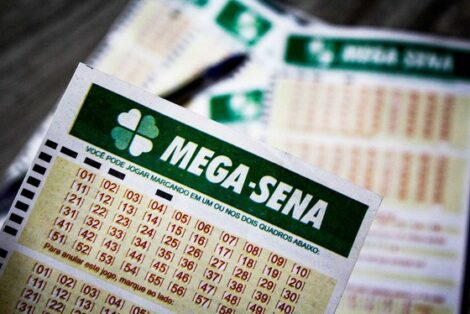 Mega-Sena acumula e prêmio sobe para R$ 50 milhões