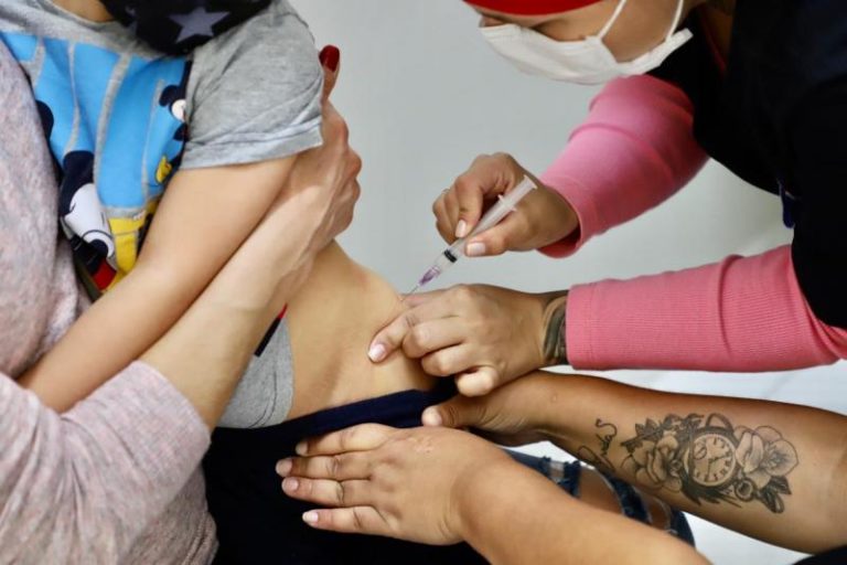Florianópolis prorroga campanha de vacinação contra poliomielite