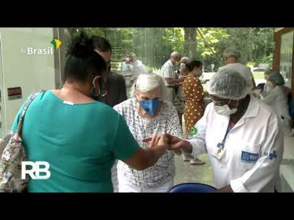 Vacinação de idosos começou oficialmente hoje no Rio