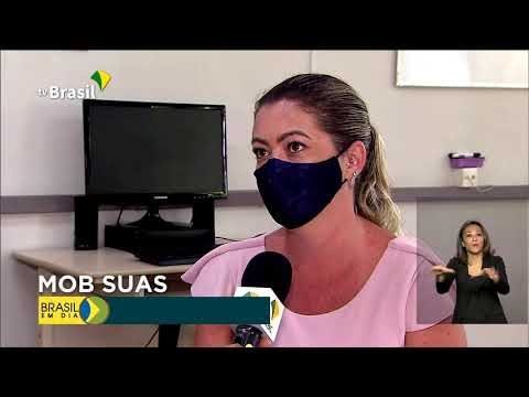 jair-bolsonaro-entrega-acoes-do-governo-no-parana-e-em-santa-catarina