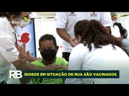 Começa aplicação da segunda dose da vacina em São Paulo