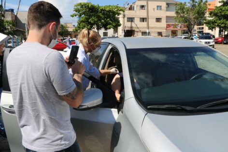 Balneário Camboriú vacinou 920 pessoas contra Covid-19 nesta sexta-feira (26)