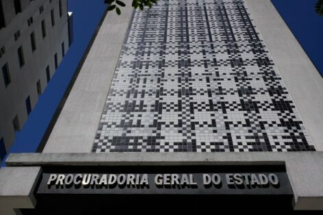 PGE institui procedimento para acompanhar cumprimento de decisões judiciais