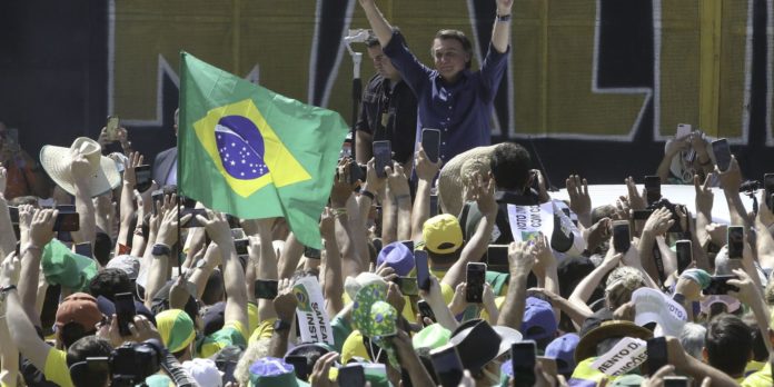 presidente-bolsonaro-participa-de-manifestacao-pro-governo-em-brasilia