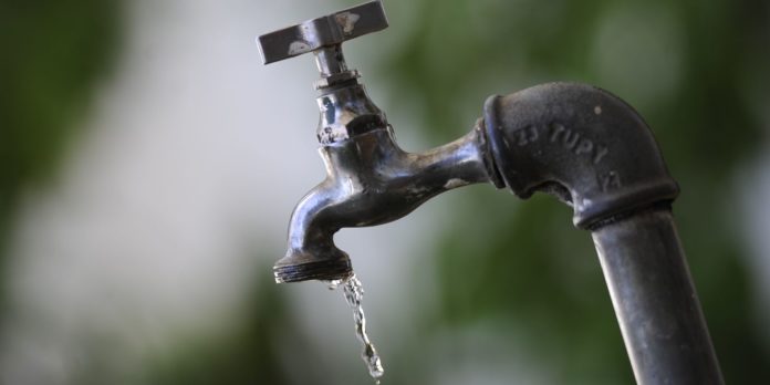 parana-tem-14-cidades-que-sofrem-com-racionamento-de-agua