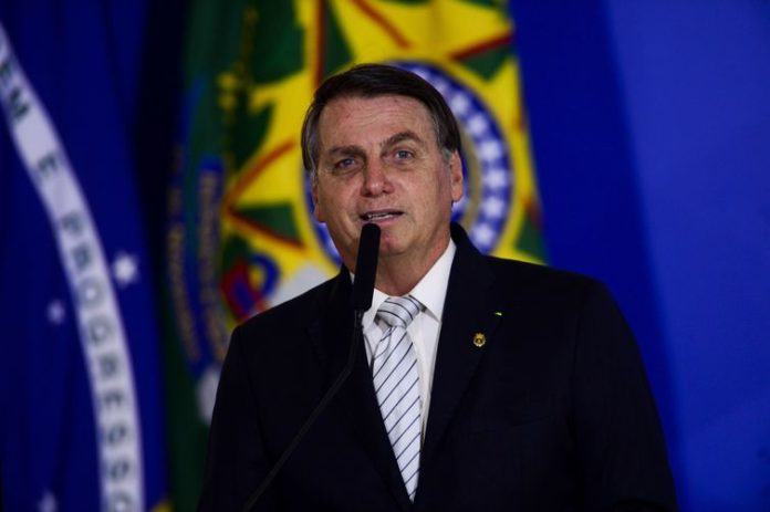 em-entrevista,-presidente-bolsonaro-fala-sobre-desempenho-do-pib