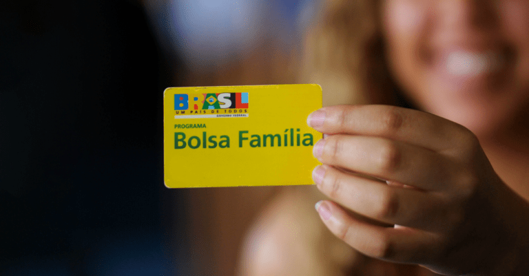 Bolsa Família é pago para beneficiários com o NIS final 8 nesta sexta-feira (27/02)
