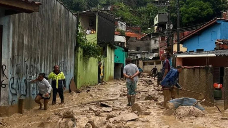 Governo Lula adota medidas para amparar famílias vítimas de desastres naturais na região de SP