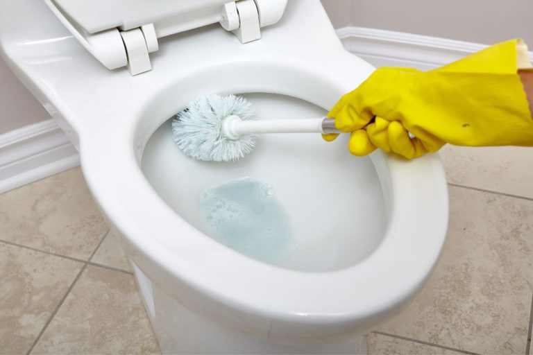 Dicas para Eliminar as Manchas Amarelas do Vaso Sanitário