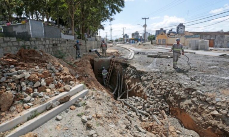 Obras no trevo de acesso à rua Marajó serão estendidas até a segunda-feira