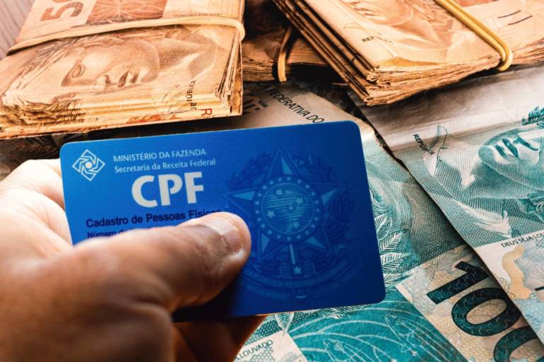 Confira se seu CPF está na lista para o bônus de R$ 100 da Caixa