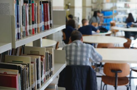 Biblioteca Pública de Santa Catarina promove semana do perdão para livros em atraso