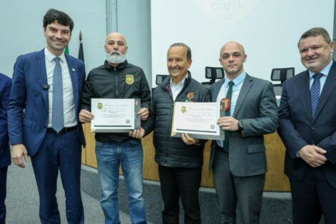 Em comemoração aos 212 anos da Polícia Civil, Jorginho Mello entrega fuzis, viaturas e outros equipamentos