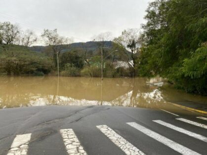 Rio do Sul decreta situação emergência e  previsão é de mais chuva volumosa em Santa Catarina