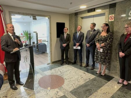 Governador inaugura novo endereço da PGE/SC em Brasília com redução de custo aos cofres públicos