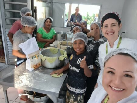 Escolas estaduais de SC são destaque em livro do FNDE sobre Educação Alimentar e Nutricional