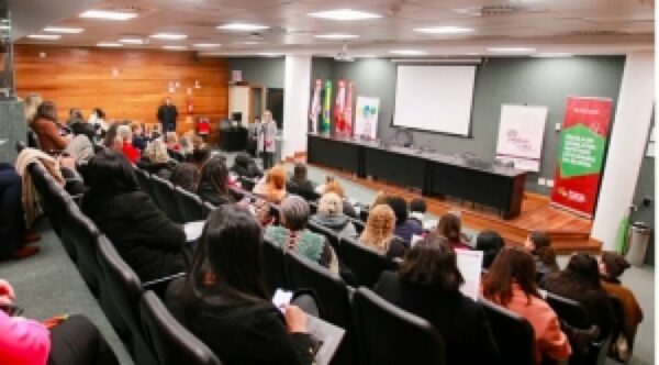 Abertas as inscrições para evento de formação de professores da educação básica