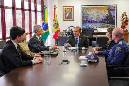 Estado mais seguro do Brasil: pautas da Segurança avançam em reunião entre o governador e chefes das Forças