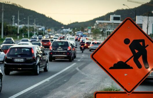 Pista da marginal da SC-401 será fechada parcialmente para obras no próximo domingo