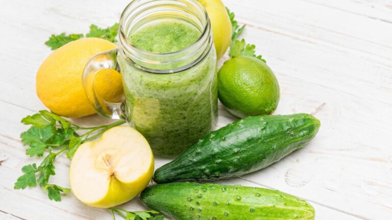 Suco Detox Poderoso: Perca Barriga com Apenas 4 Ingredientes Simples