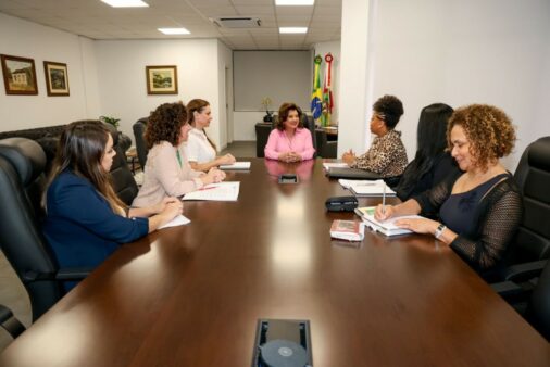 Governadora em exercício inicia primeira ação para um Plano Estadual de Políticas Públicas para as Mulheres