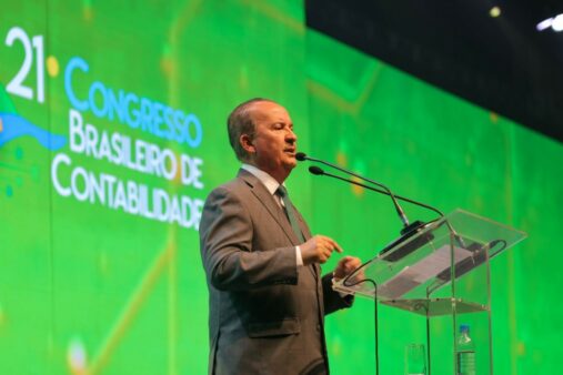 Governador participa da abertura do 21º Congresso Brasileiro de Contabilidade em Balneário Camboriú