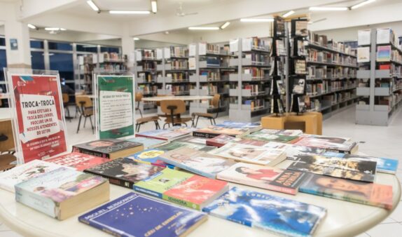 Biblioteca Pública de Santa Catarina promove ações para marcar Semana Nacional do Livro e da Biblioteca e mês das crianças