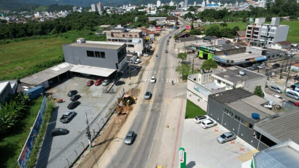 Prefeitura de Camboriú envia notificação de rescisão de contrato de prestação de serviços das obras da Avenida Santa Catarina