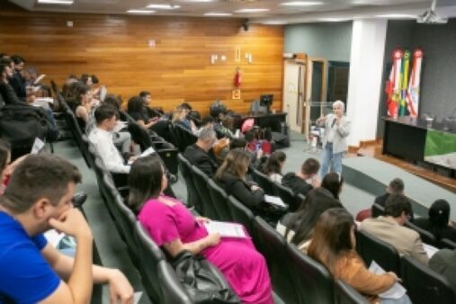 Nova edição do Programa Estágio Visita bate recorde de participação de estudantes de todo estado