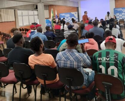 Assistência Social participa de ação para emissão de documentos para migrantes haitianos em Balneário Camboriú