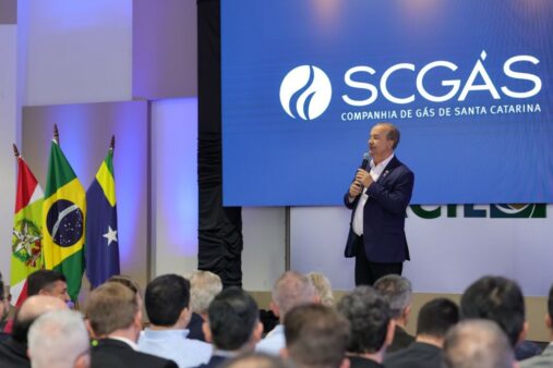 Governador entrega Projeto Serra Catarinense de distribuição de gás natural para Lages e cidades da região