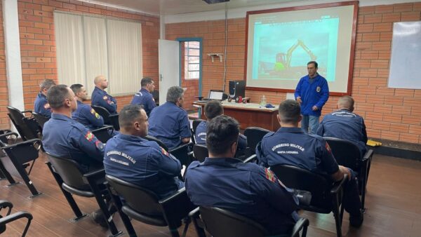 Bombeiros militares de SC investem em capacitação com o primeiro Curso de Operador de Máquinas