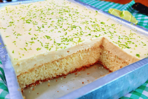 Bolo Gelado Mousse de Limão com Leite Ninho: Cremoso e Refrescante