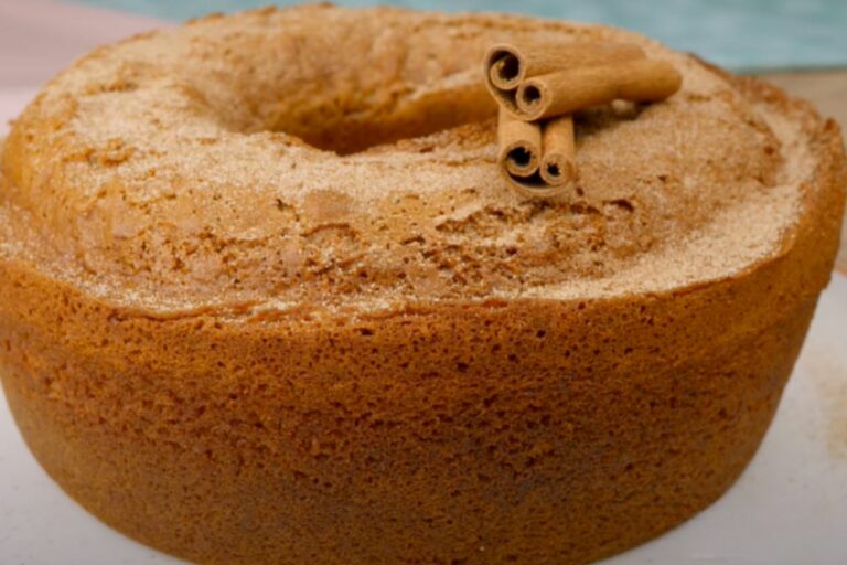 Receita de Bolo de Canela Delicioso