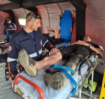 Equipes do Samu participam do simulado de acidente aéreo no aeroporto de Joinville