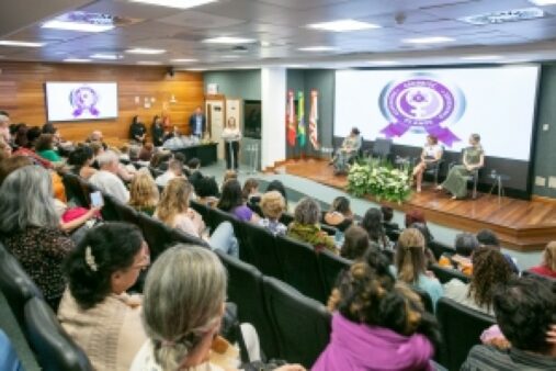 Solenidade na Alesc homenageia os 25 anos do Cedim/SC