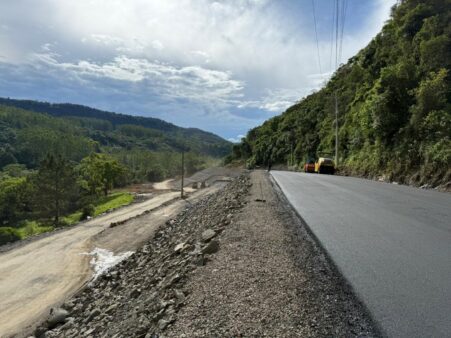 Secretaria da Infraestrutura libera trânsito na SC-427 no trecho entre Taió e Rio do Campo conhecido como Santinha