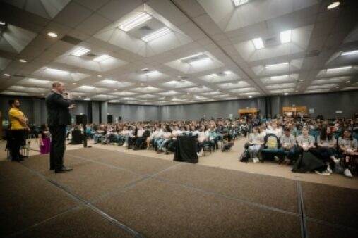 ODS da ONU pautam debates do 13º Encontro Estadual de Vereadores Mirins, em Florianópolis