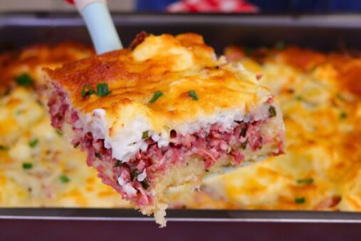 Torta de Calabresa Cremosa com Requeijão no Liquidificador