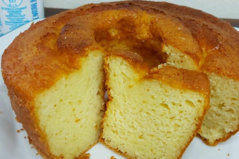 Bolo de Iogurte Fofinho de Liquidificador; Simples e Delicioso