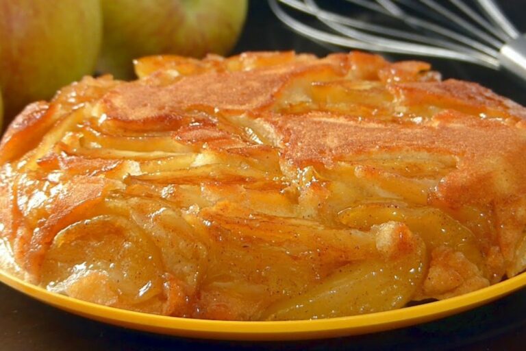 Torta de Maçã na Frigideira: Sobremesa Rápida e Irresistível