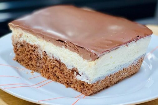 Bolo de Chocolate; uma sobremesa irresistível,